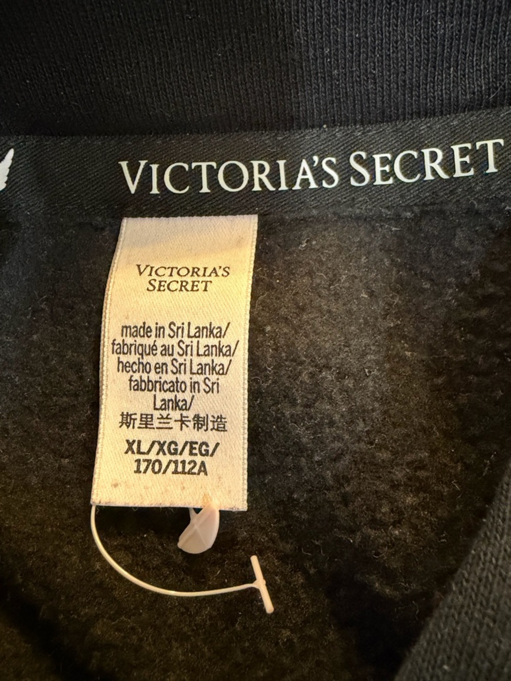 VICTORIA SECRET 2025 FASHION SHOW ICONIC BLACK HOODIE & GOLD BLING LOGO XL - Picture 6 of 10